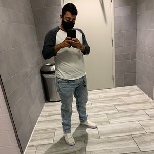 Meet your Posher, Eduardo